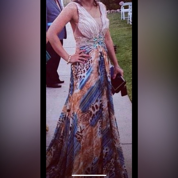 Tony Bowls formal dress - Picture 1 of 9